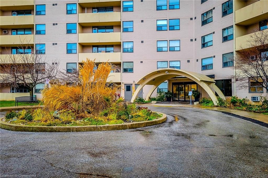 Condo/Apt Unit sold at 1113-700 Dynes Road, Burlington, Dynes, L7N 3M2 - MLS: 40691684