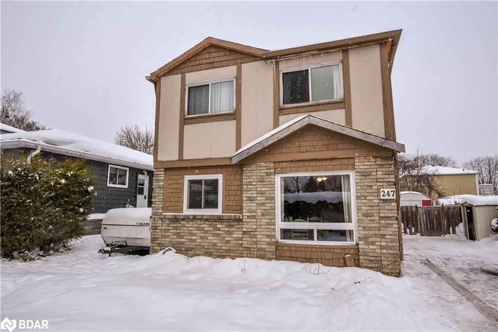 Single Family Residence for sale at 247 Letitia Street, Barrie, West, L4N 4Y7 - MLS: 40691712