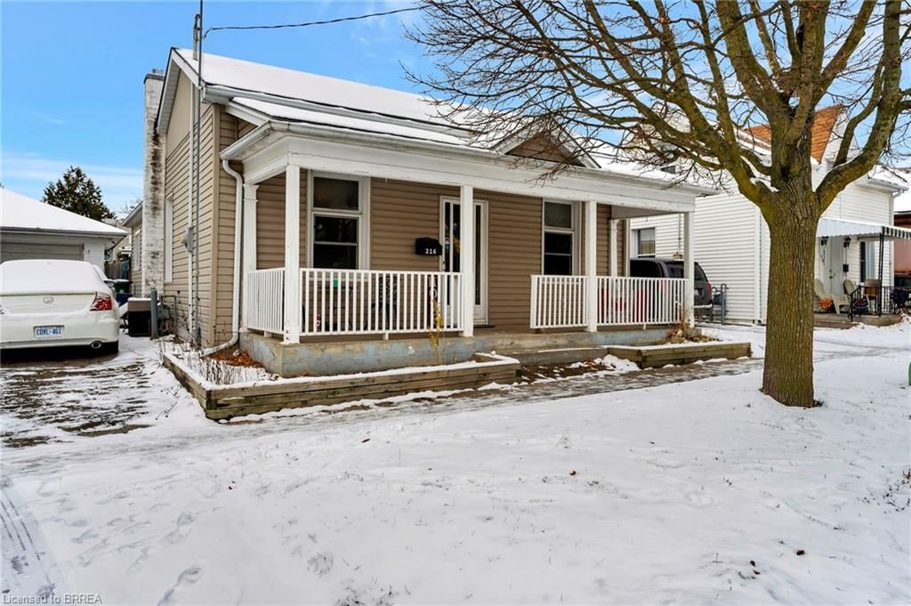 Single Family Residence sold at 216 Brock Street, Brantford, East Ward, N3S 5W9 - MLS: 40692080