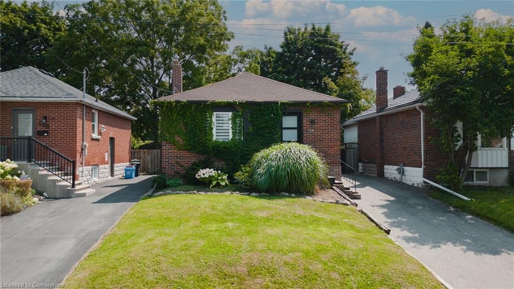 Single Family Residence for sale at 124 Bond Street, Hamilton, Westdale North, L8S 3W5 - MLS: 40692266