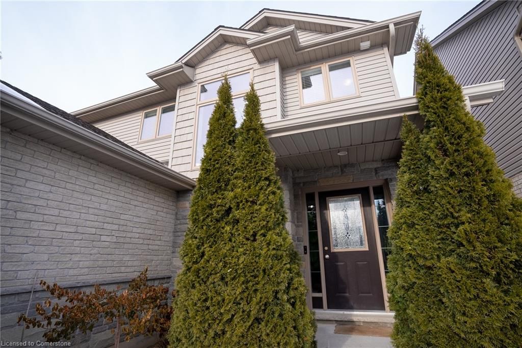 Single Family Residence sold at 660 Normandy Drive, Woodstock, North, N4T 0B6 - MLS: 40692271