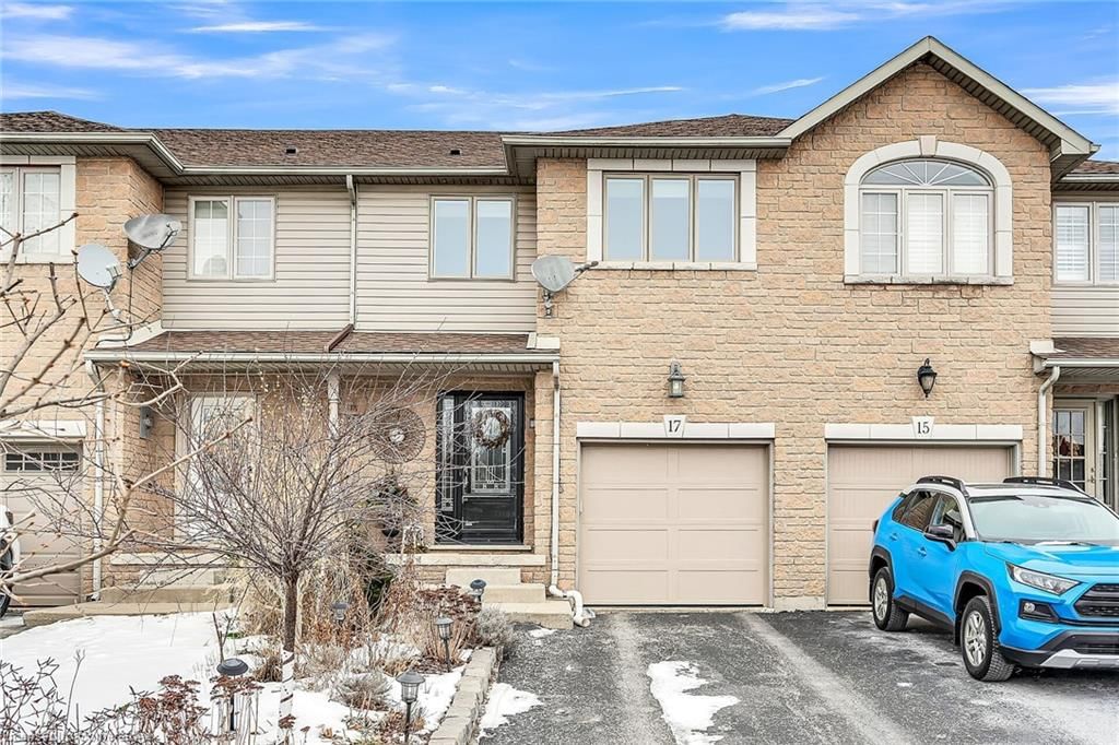 Row/Townhouse sold at 17 Sunters Court, Ancaster, Maple Lane Annex, L9G 4Y8 - MLS: 40692295