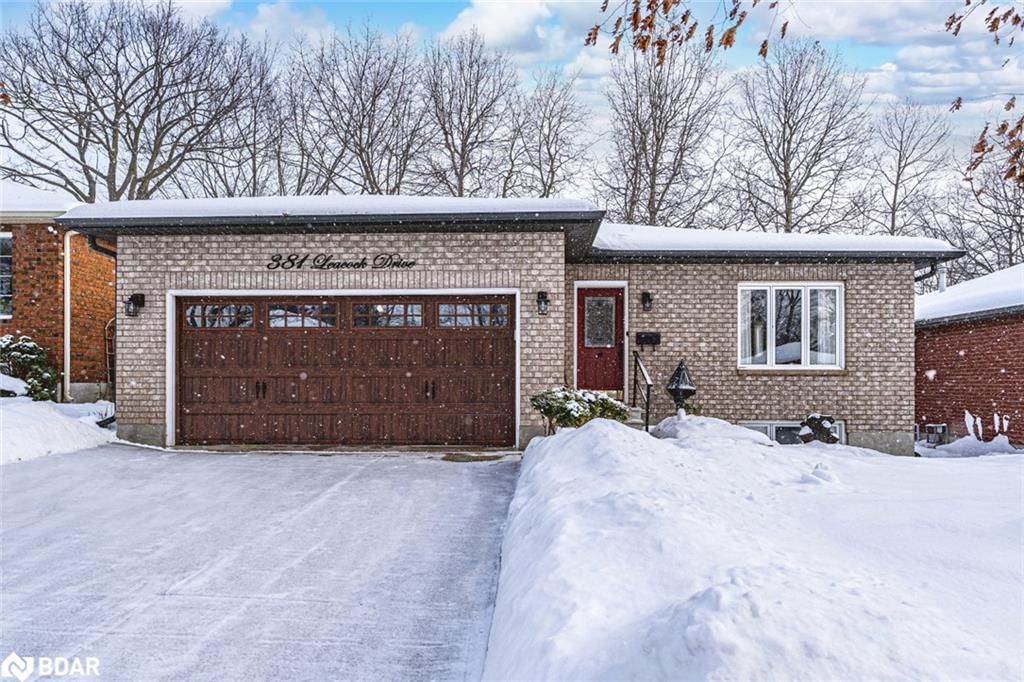 Single Family Residence sold at 381 Leacock Drive, Barrie, West, L4N 5S6 - MLS: 40692299