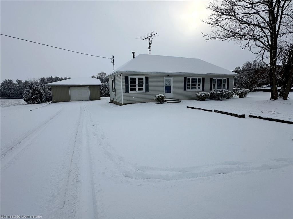 Single Family Residence for sale at 4160 Highway 3, Simcoe, Town of Simcoe, N3Y 4K4 - MLS: 40692323