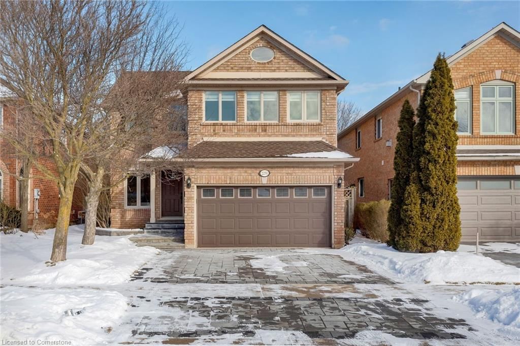 Single Family Residence sold at 2251 Vista Oak Road, Oakville, WT West Oak Trails, L6M 3L8 - MLS: 40692349