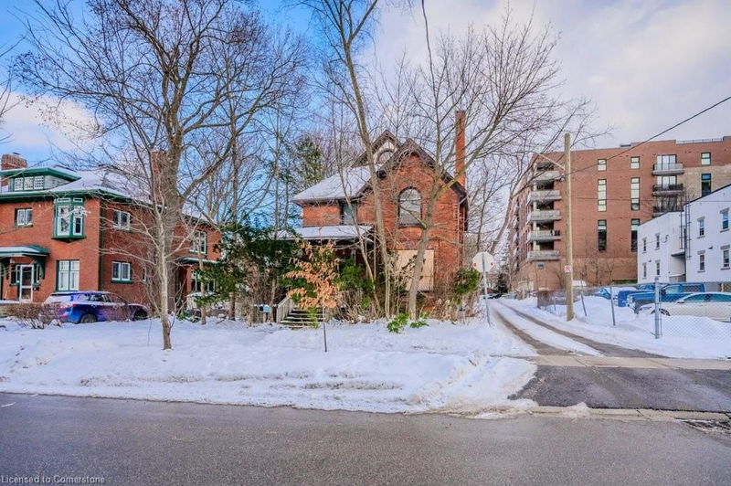 9 John Street E, Waterloo, Ontario