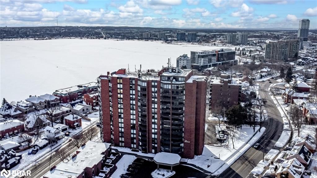 Condo/Apt Unit for sale at 806-181 Collier Street, Barrie, City Centre, L4M 5L6 - MLS: 40692425