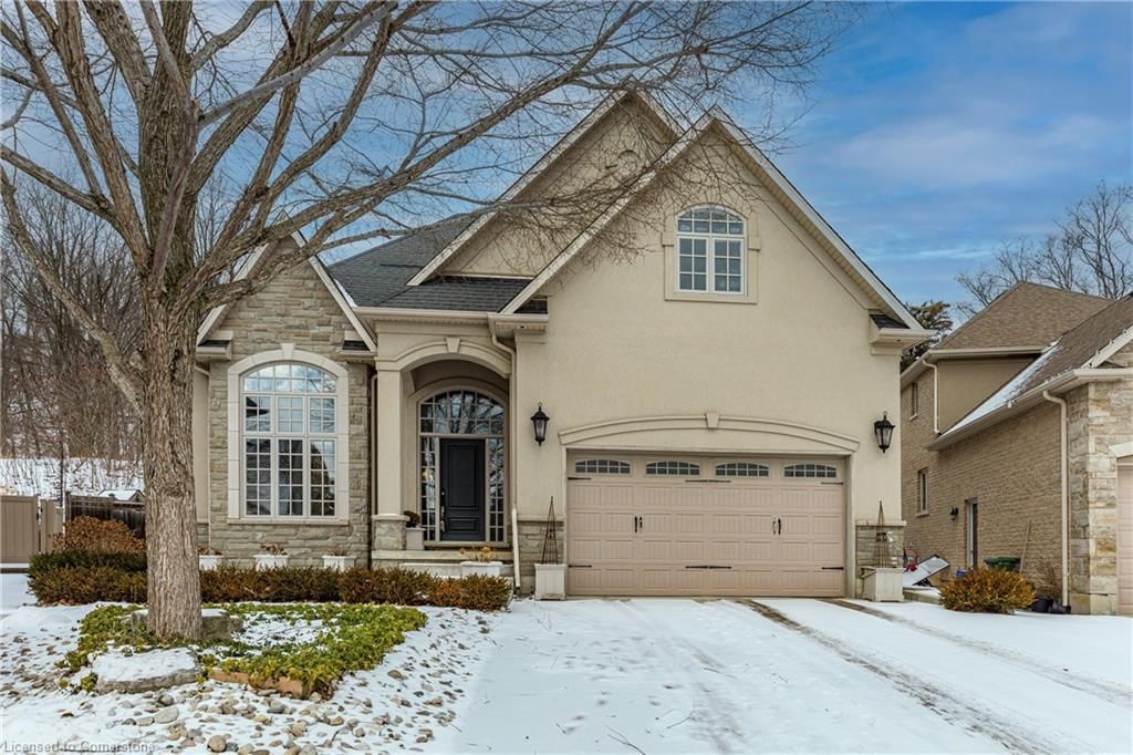 Single Family Residence for sale at 35 Sweetman Drive, Dundas, Governor, L9H 7T4 - MLS: 40692624