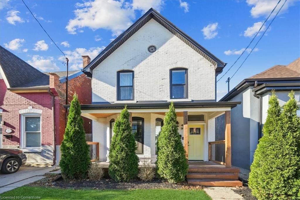 Single Family Residence for sale at 49 Oak Avenue, Hamilton, Lansdale, L8L 5M7 - MLS: 40692677