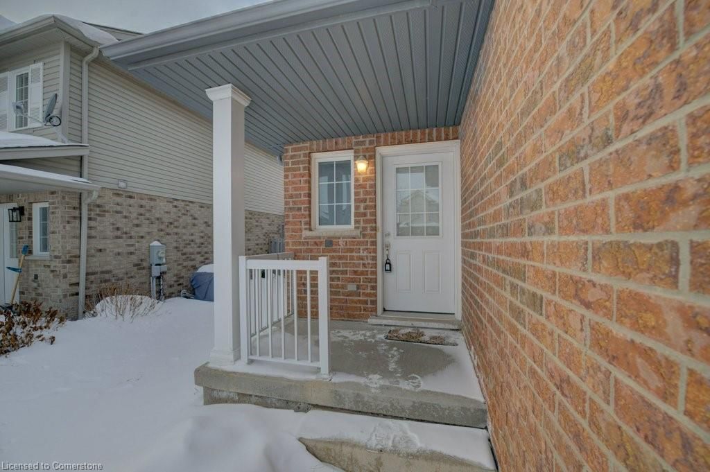 Single Family Residence leased at 33 Iron Gate Street, Kitchener, Westvale, N2N 3R7 - MLS: 40692801