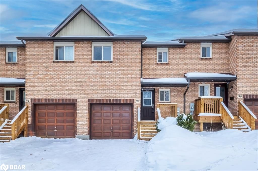 Row/Townhouse for sale at 92 Loggers Run, Barrie, Ardagh, L4N 6W8 - MLS: 40692877