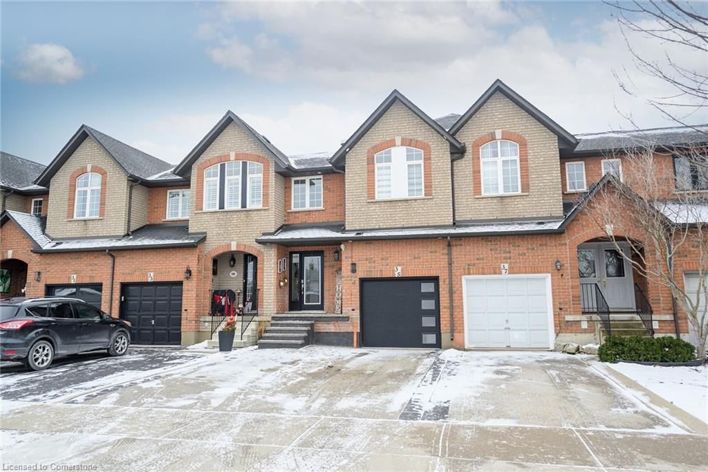 Row/Townhouse for sale at 35 Shadyglen Drive, Stoney Creek, Stoney Creek Escarpment, L8J 3W7 - MLS: 40692931