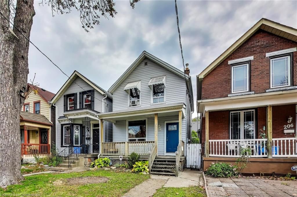 Single Family Residence for sale at 208 East Avenue, Hamilton, Lansdale, L8L 5J3 - MLS: 40692971