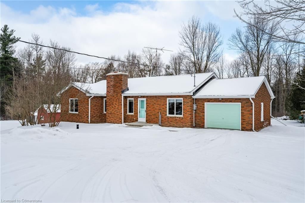 Single Family Residence sold at 11065 Sixth Line Nassagaweya, Milton, NA Rural Nassagaweya, L7J 2L7 - MLS: 40693124