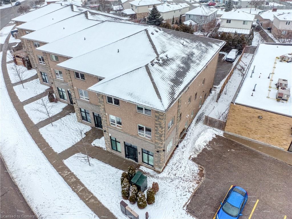 Row/Townhouse sold at 211-904 Paisley Road, Guelph, Willow West/Sugarbush/West Acres, N1K 0C6 - MLS: 40693221