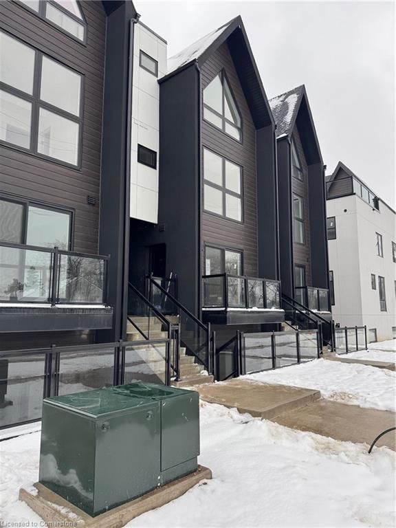 208 - 7277 Wilson Crescent
