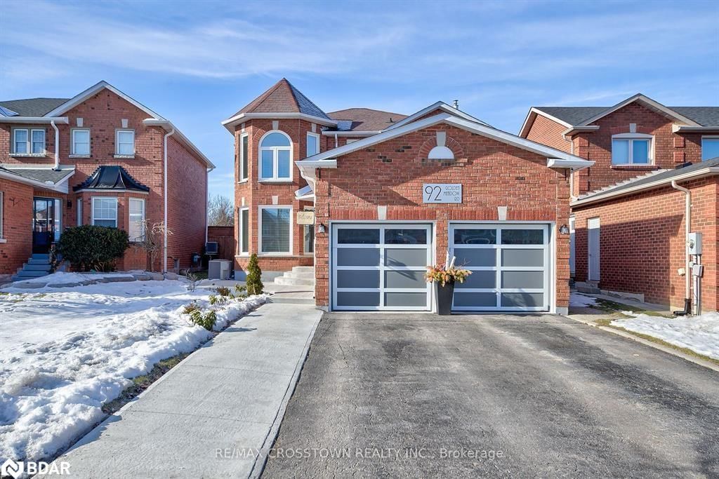 Single Family Residence for sale at 92 Golden Meadow Road, Barrie, Innishore, L4N 7G4 - MLS: 40693521