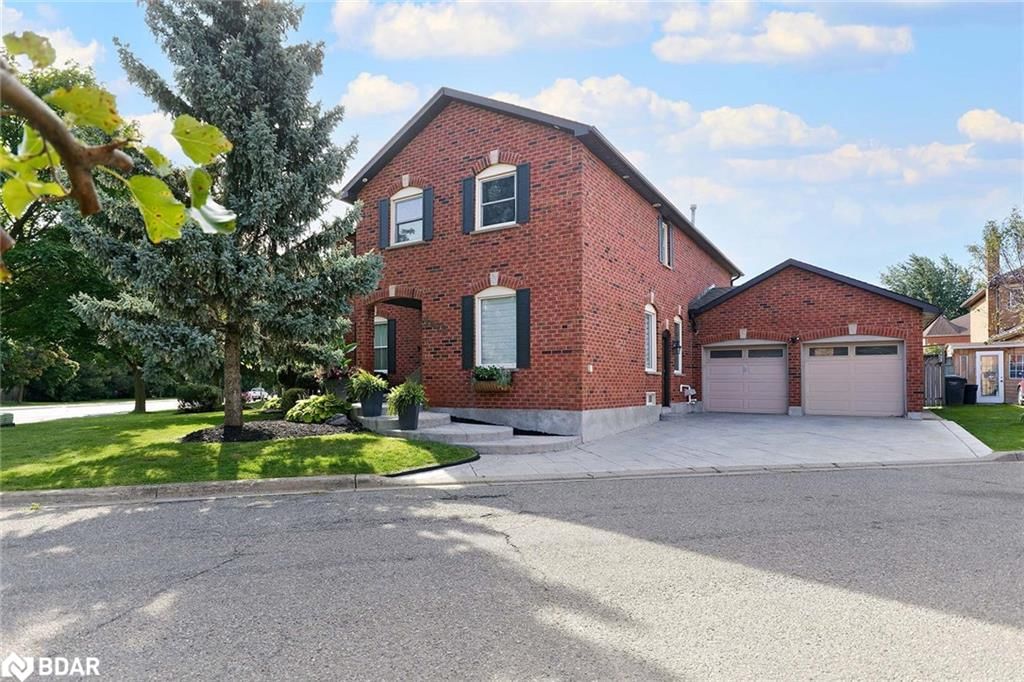 Single Family Residence for sale at 6402 Tenth Line, Mississauga, Lisgar, L5N 5T4 - MLS: 40693805