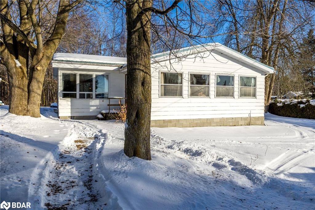 Single Family Residence for sale at 11 Kenver Street, Omemee, emily township, K0L 2W0 - MLS: 40693899