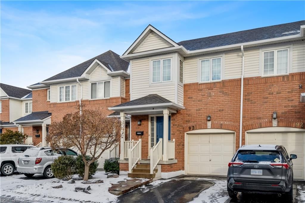 Row/Townhouse for sale at 93-710 Spring Gardens Road, Burlington, Aldershot South, L7T 4K7 - MLS: 40694077