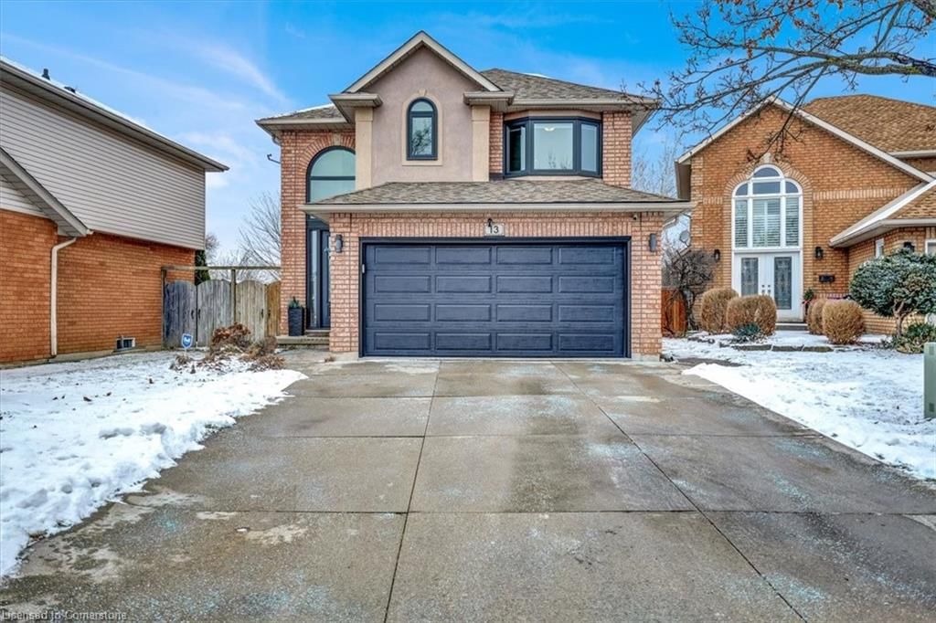 Single Family Residence for sale at 13 Treeview Court, Stoney Creek, Felker, L8J 3R7 - MLS: 40694103