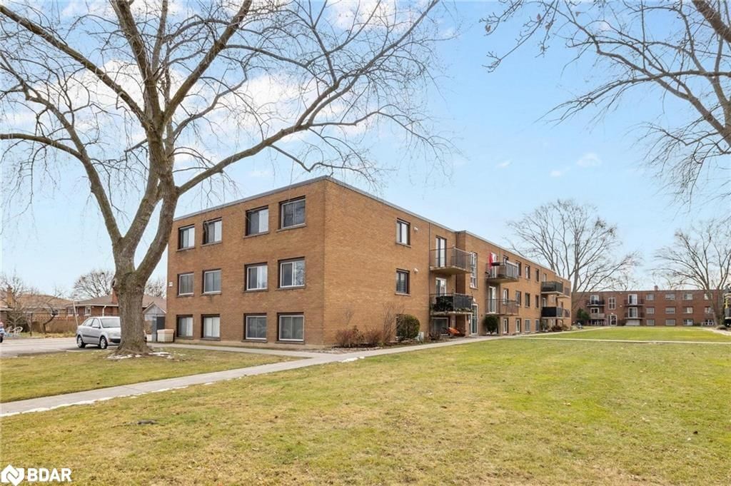 Condo/Apt Unit sold at 35-454 Carlton Street, St. Catharines, Facer, L2M 4X1 - MLS: 40694485