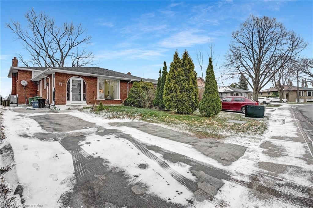 Single Family Residence for sale at 82 Guildwood Drive, Hamilton, Gurnett, L9C 6S4 - MLS: 40694498