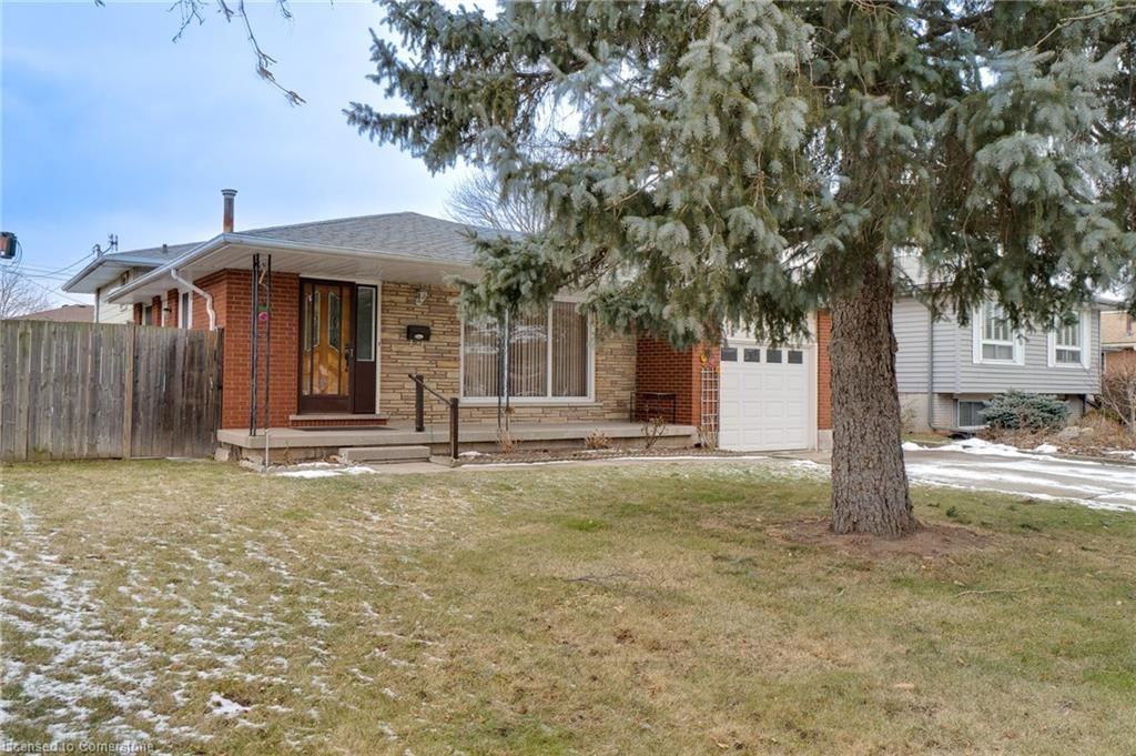 Single Family Residence for sale at 101 Stoney Brook Drive, Stoney Creek, Corman/South Meadow, L8G 3V9 - MLS: 40694662