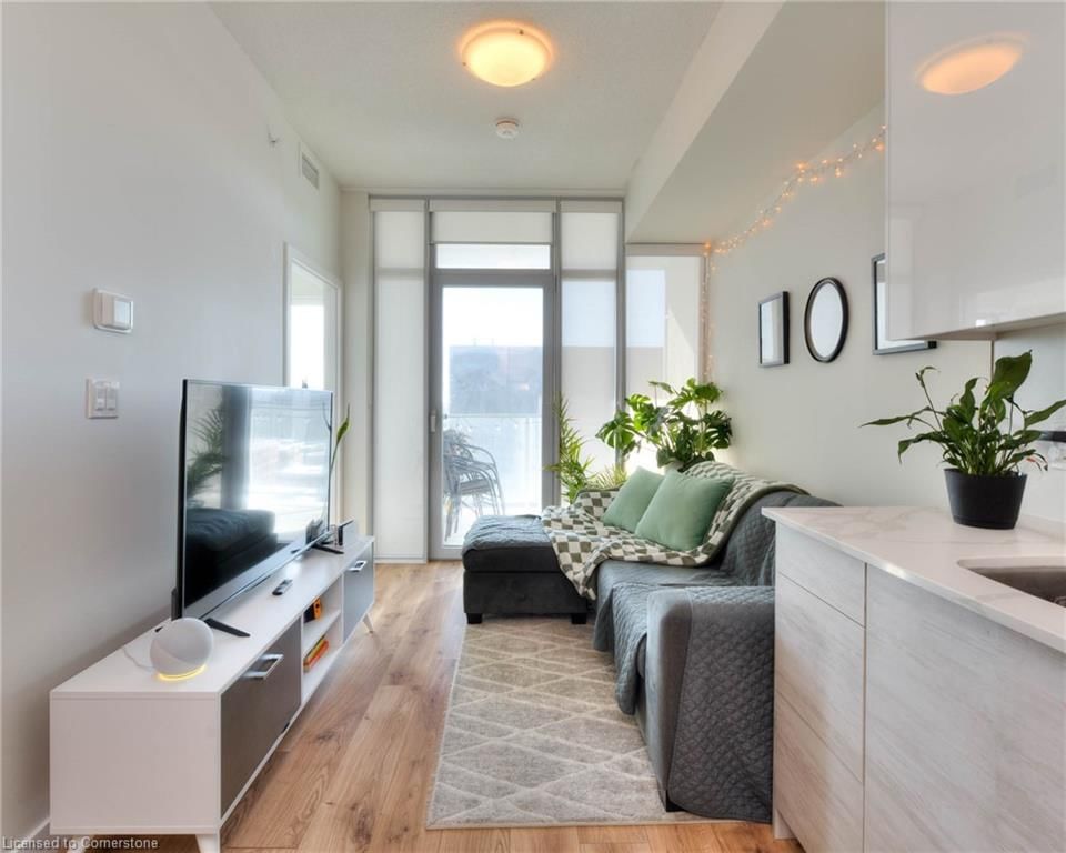Condo/Apt Unit sold at 1111-60 Frederick Street, Kitchener, Downtown Kitchener/East Ward, N2H 0C7 - MLS: 40694724