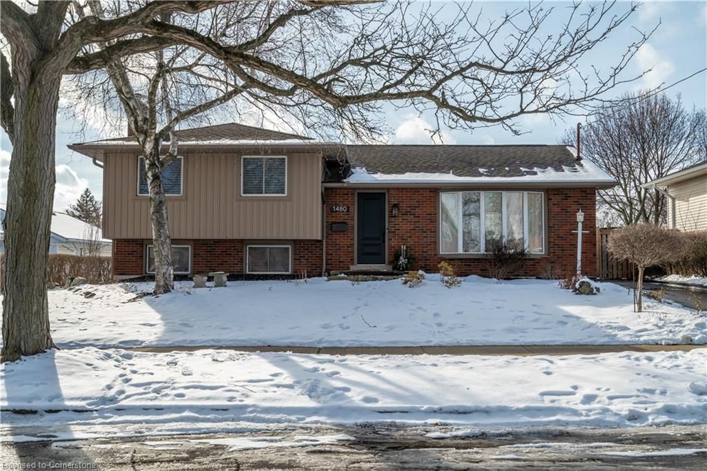 Single Family Residence for sale at 1480 Barker Avenue, Burlington, Mountainside, L7P 2R4 - MLS: 40694748