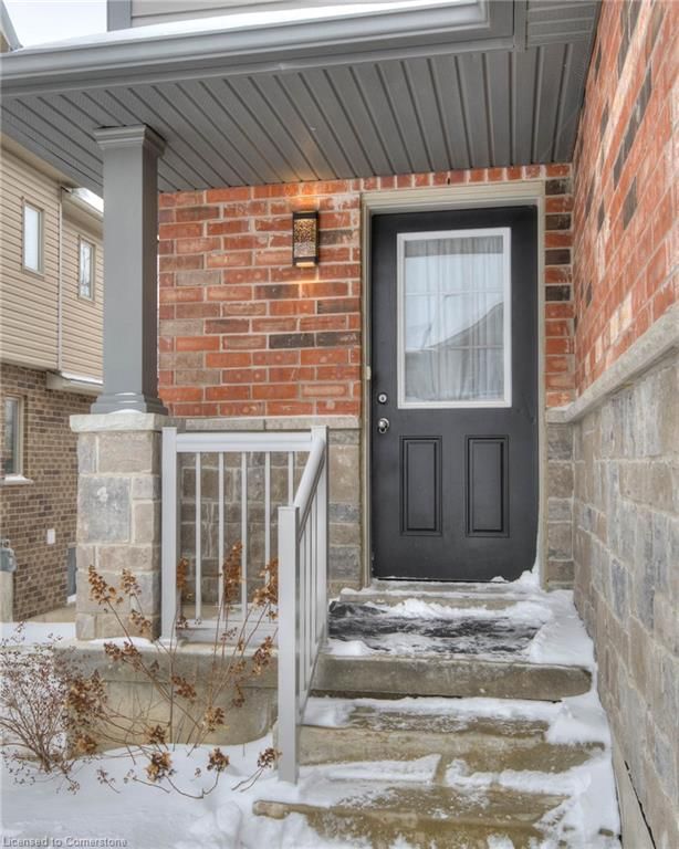 51 Meadowridge Street