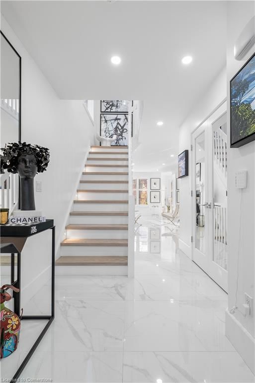 225 Benjamin Road #80, Waterloo, Ontario
