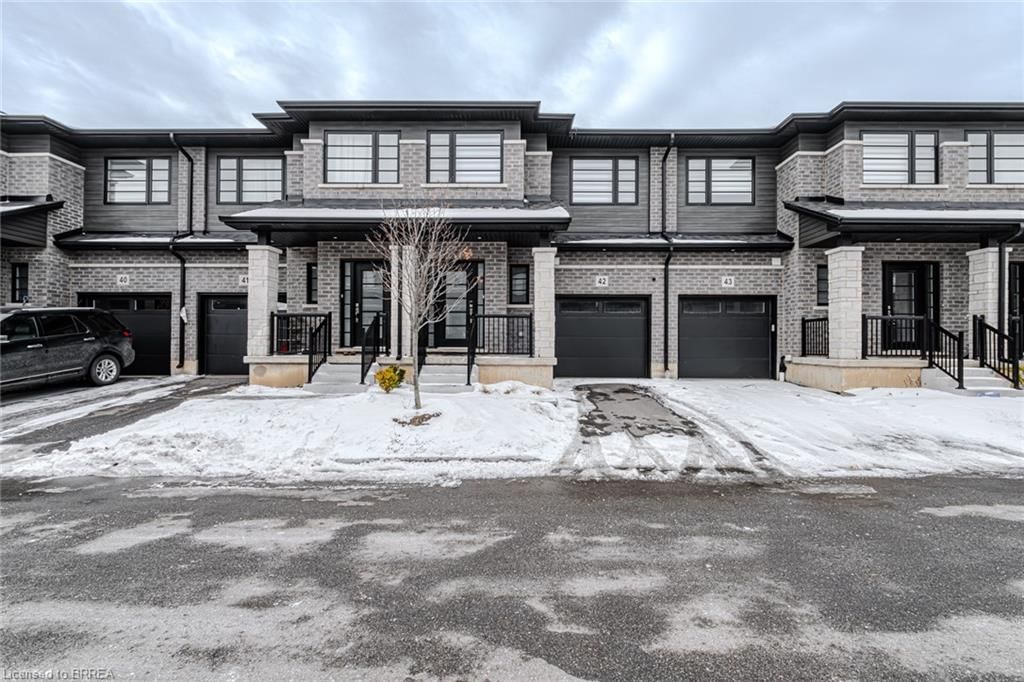 Row/Townhouse for sale at 42-520 Grey Street, Brantford, Echo Place, N3S 6Y6 - MLS: 40695058