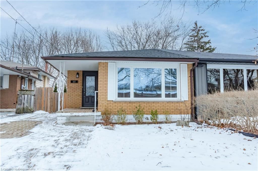 Single Family Residence for sale at 117 Anna Capri Drive, Hamilton, Templemead, L8W 1M7 - MLS: 40695105