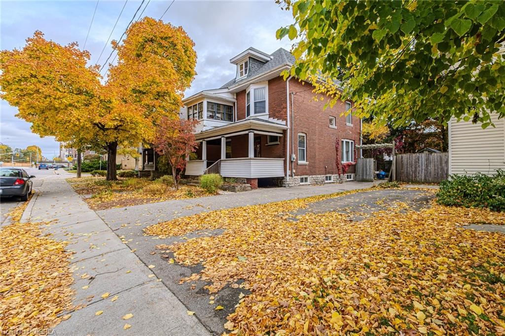 Single Family Residence for sale at 183 St Paul Avenue, Brantford, North Ward, N3T 4G5 - MLS: 40695454