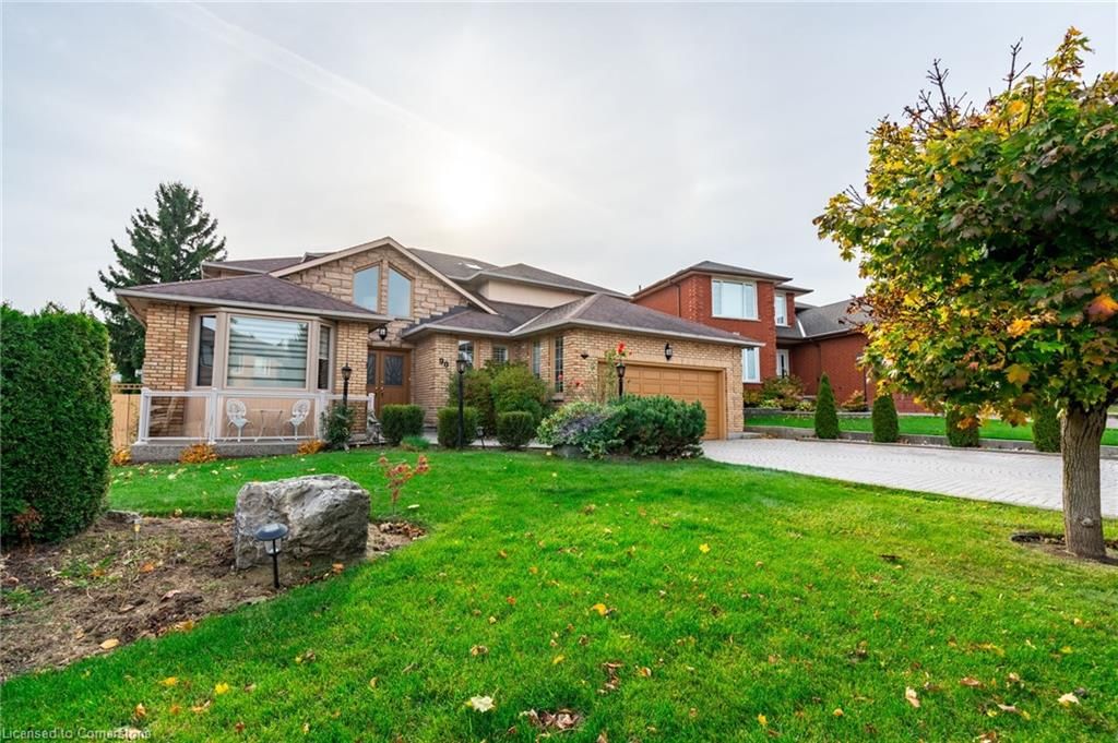 Single Family Residence for sale at 90 Derek Drive, Hamilton, Gershome, L8G 5A7 - MLS: 40695510