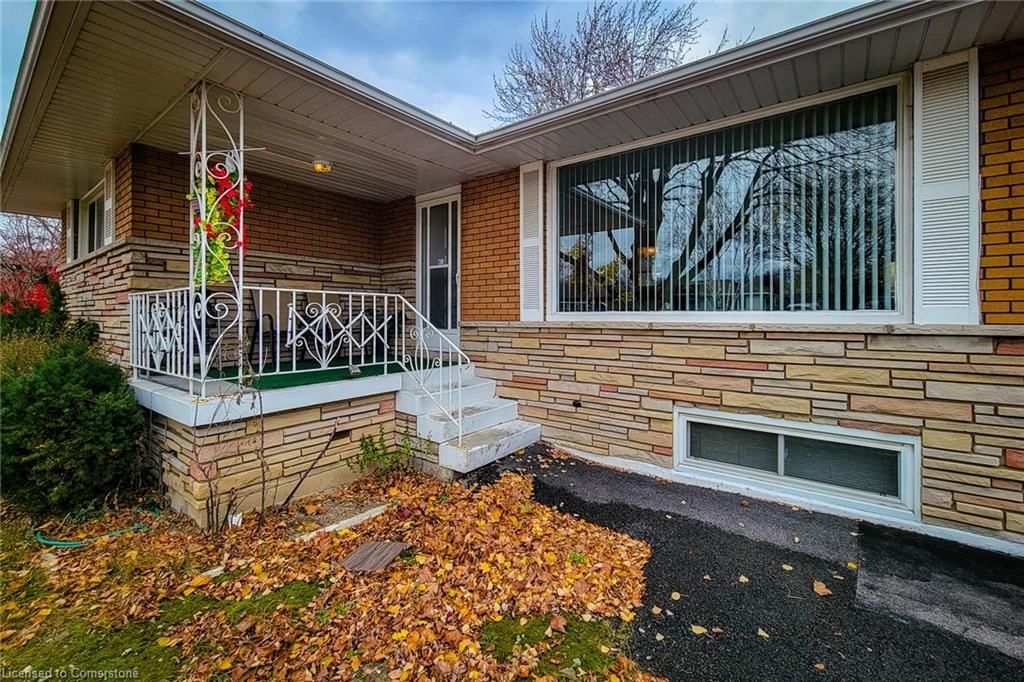 Single Family Residence for sale at 160 Bendamere Avenue, Hamilton, Buchanan, L9C 1N5 - MLS: 40695549