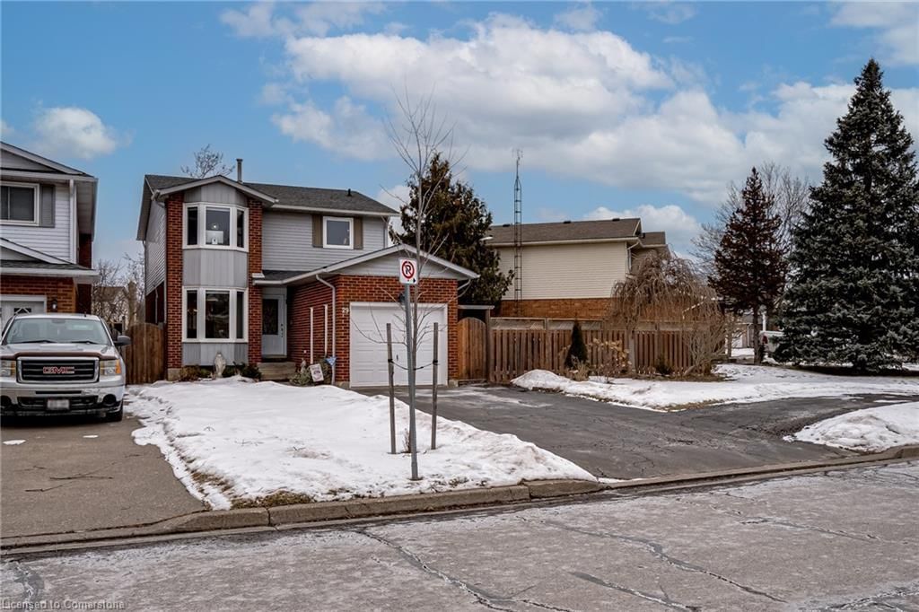 Single Family Residence for sale at 29 Capri Street, Thorold, Confederation Heights, L2V 4W7 - MLS: 40695609