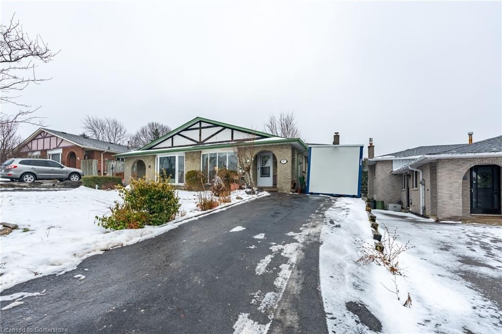 Single Family Residence for sale at 97 Guildwood Drive, Hamilton, Gurnett, L9C 6S3 - MLS: 40695662