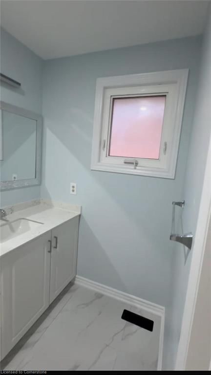 Single Family Residence sold at 110 Dumfries Avenue, Brampton, Heart Lake West, L6Z 2X3 - MLS: 40695664