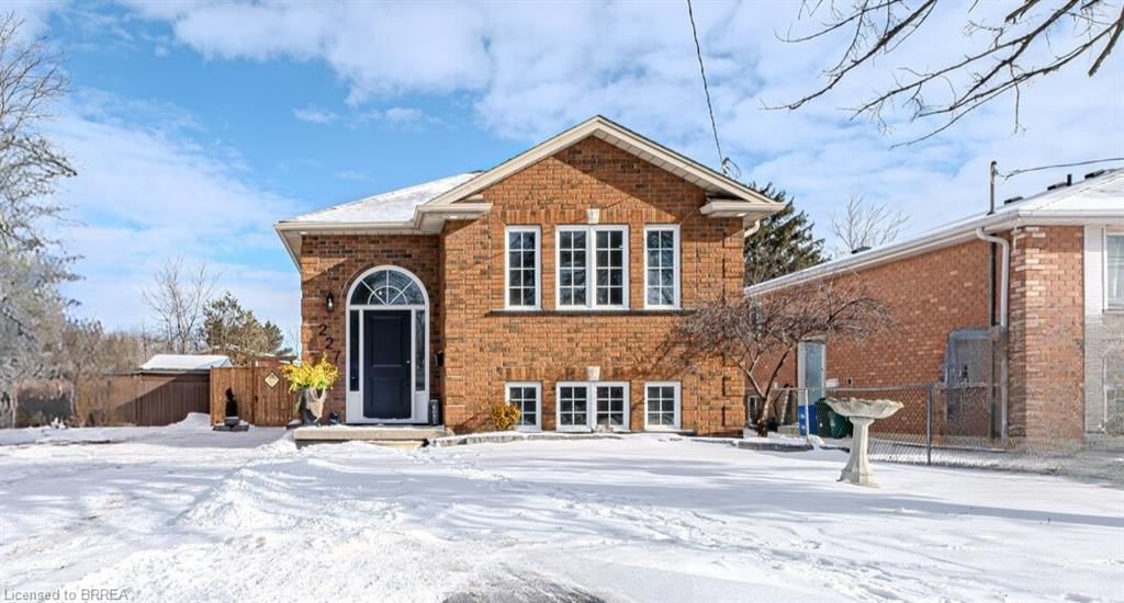 Single Family Residence for sale at 227 Charing Cross Street, Brantford, Terrace Hill, N3R 2J7 - MLS: 40695771