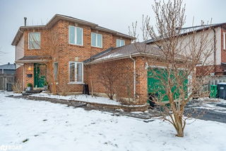 3934 Renfrew Crescent