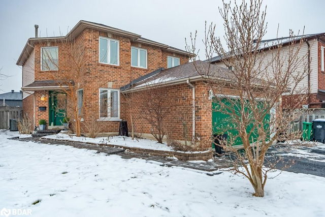 3934 Renfrew Crescent