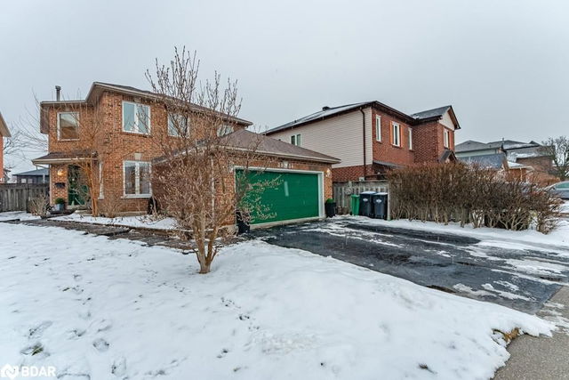 3934 Renfrew Crescent