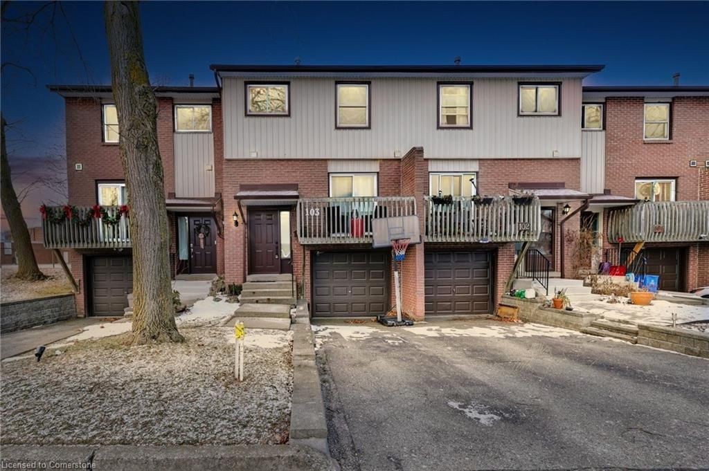 Row/Townhouse for sale at 103-1115 Paramount Drive, Hamilton, Heritage Green, L8J 1P6 - MLS: 40695882