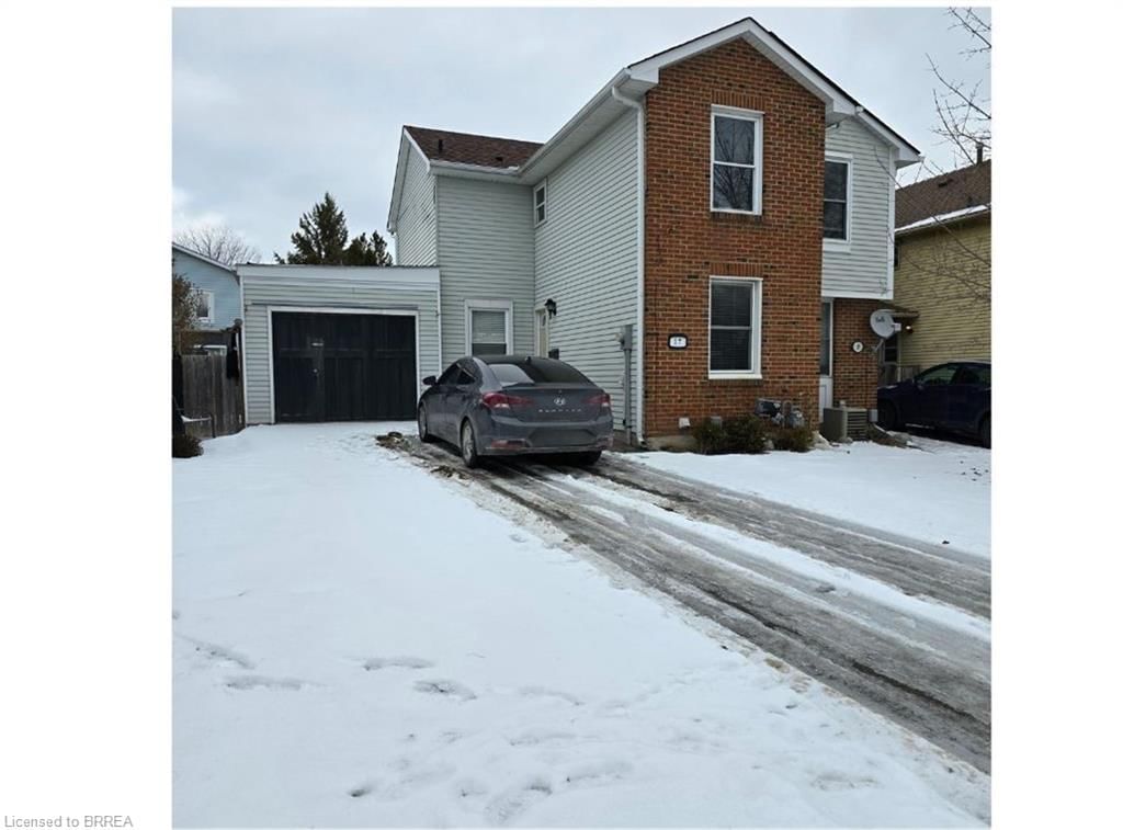 Single Family Residence for sale at 17 Banbury Road, Brantford, Lynden Hills, N3P 1C9 - MLS: 40696121