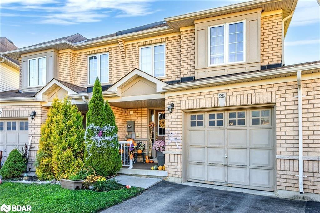 Row/Townhouse for sale at 28 Lancaster Court, Barrie, Innishore, L4M 0G1 - MLS: 40696146