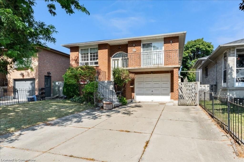 Single Family Residence for sale at 103 Leggett Crescent, Hamilton, Lawfield, L8W 2A5 - MLS: 40696419