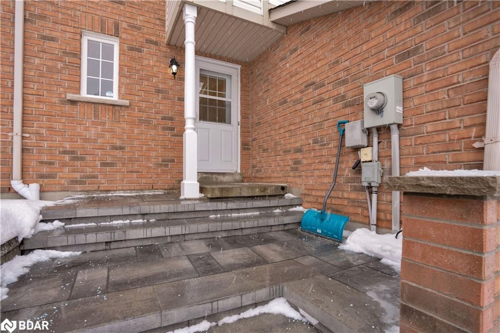 Row/Townhouse for sale at 34 Gadwall Avenue, Barrie, Painswick, L4N 8X6 - MLS: 40696421