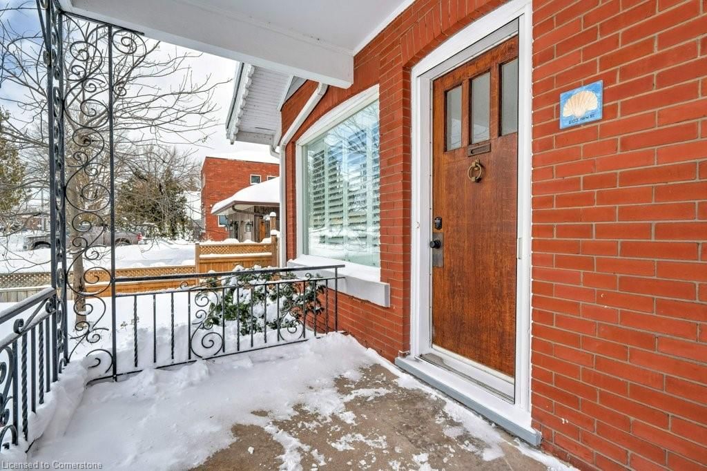 Single Family Residence for sale at 2188 New Street, Burlington, Central, L7R 1H8 - MLS: 40696493